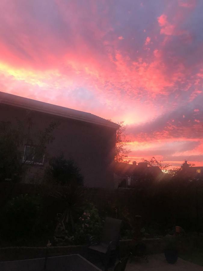 Dunclutha Guest House Leven  外观 照片